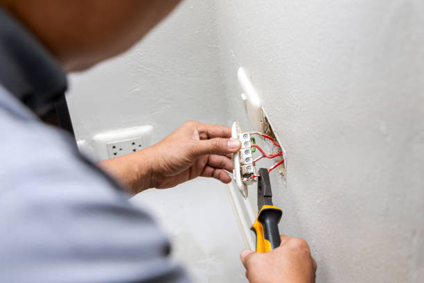 Best 24-Hour Electrician  in Chetopa, KS